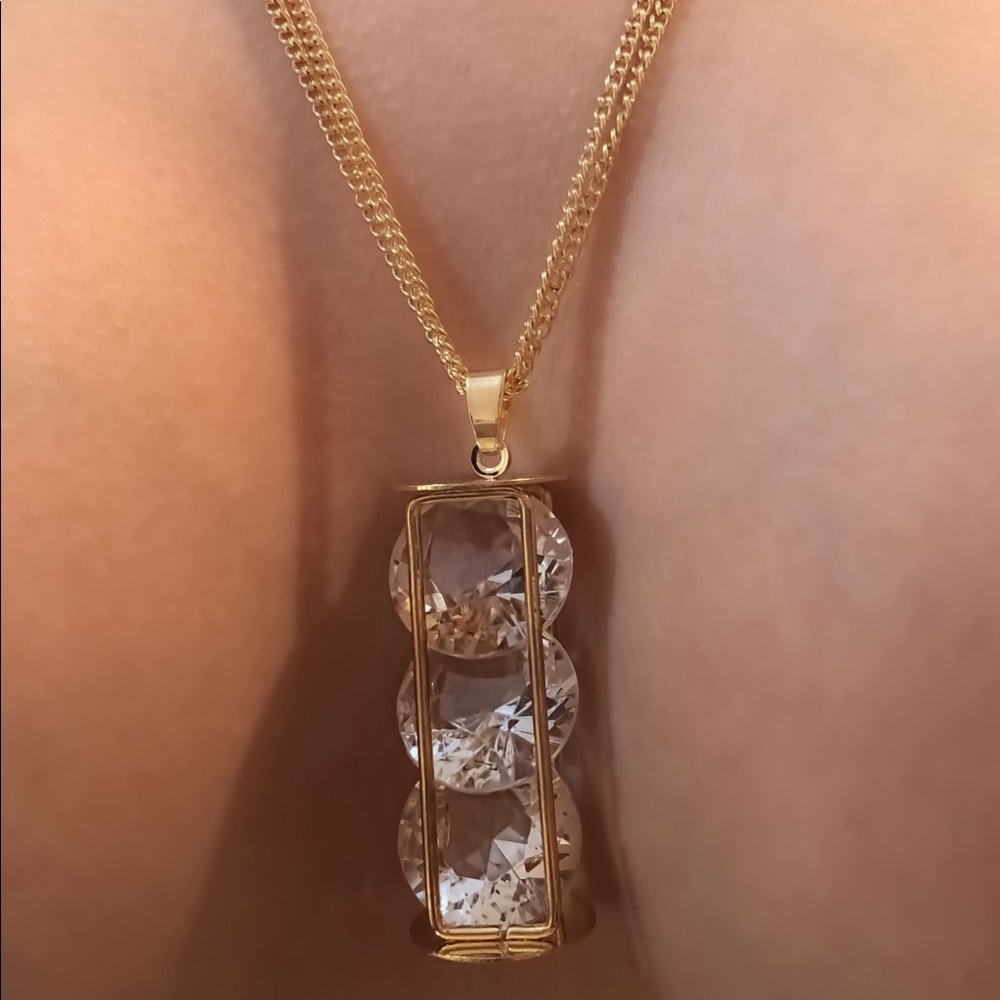 “Ticking diamonds” long necklace